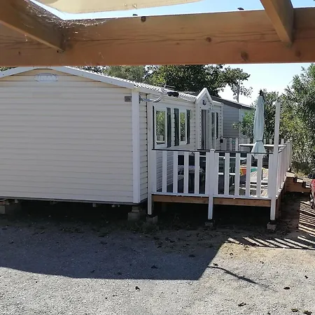 Convivial Près De Sète Avec Piscine Partagée Mèze